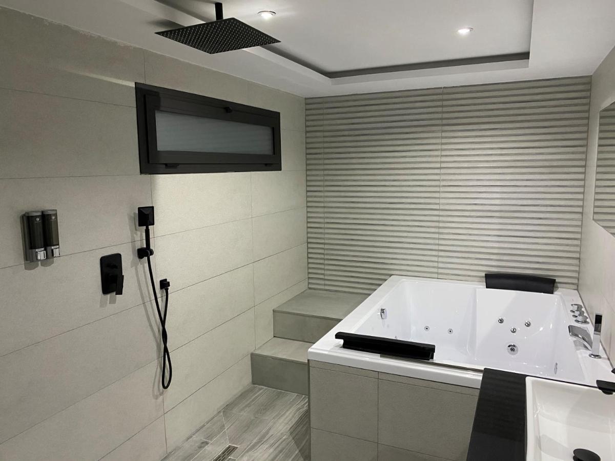 Apartamentos Las 7 Esencias Linares (Jaen) Exterior foto