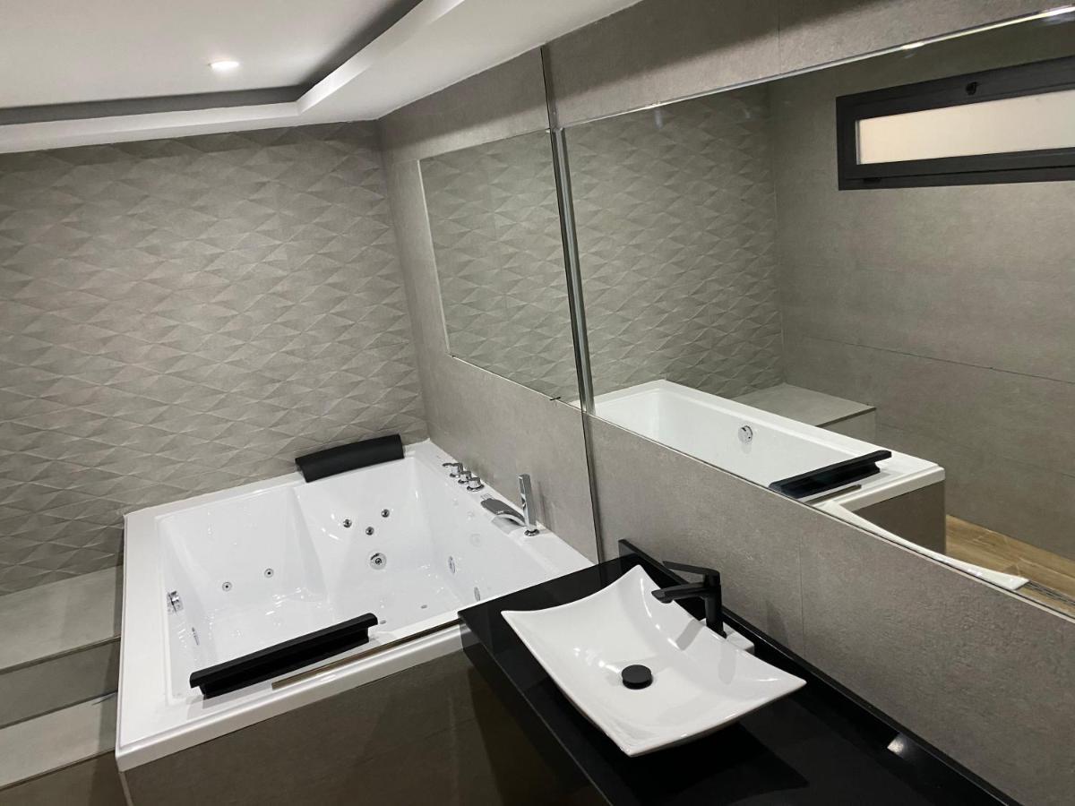 Apartamentos Las 7 Esencias Linares (Jaen) Exterior foto