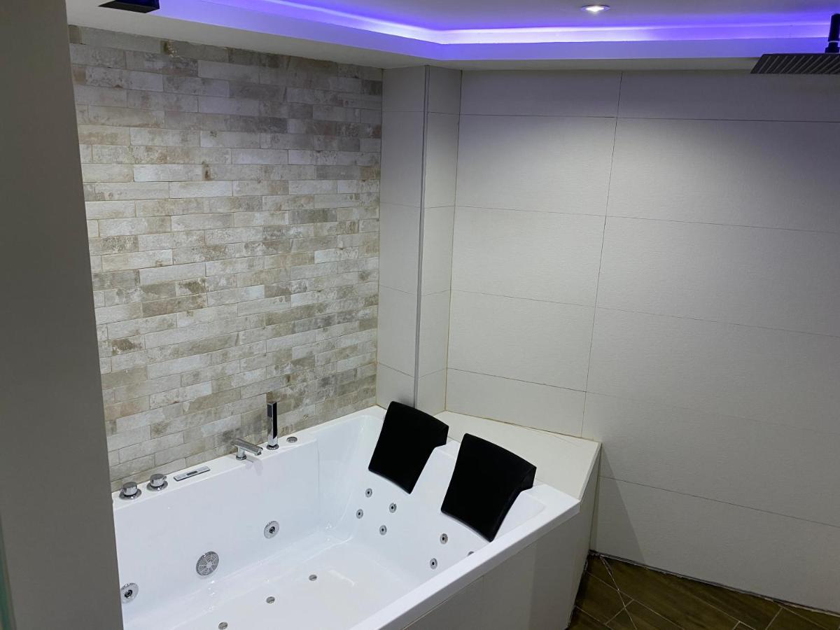 Apartamentos Las 7 Esencias Linares (Jaen) Exterior foto